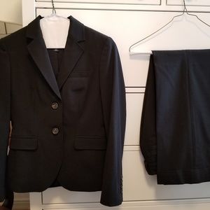 Banana Republic black suit- 2petite